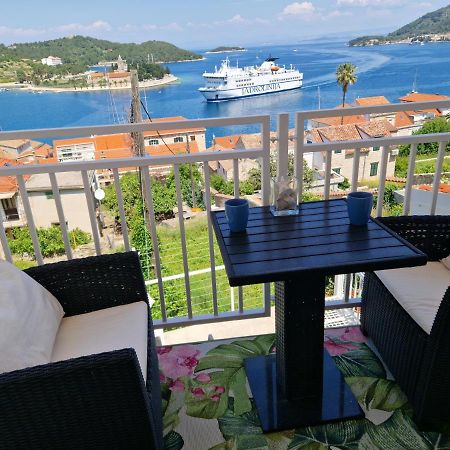 Apartmani Luan Vis Esterno foto
