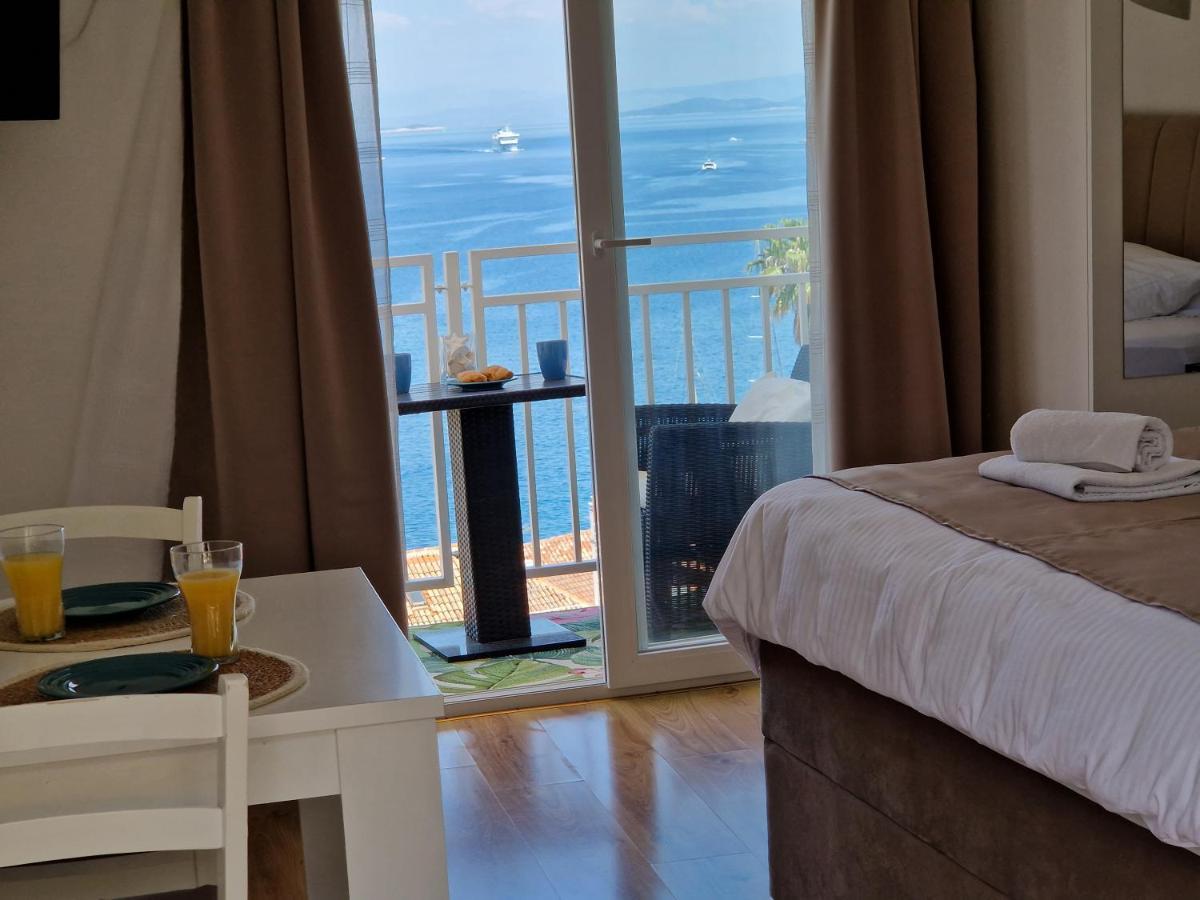 Apartmani Luan Vis Esterno foto