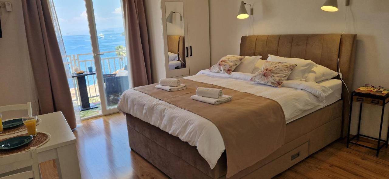 Apartmani Luan Vis Esterno foto