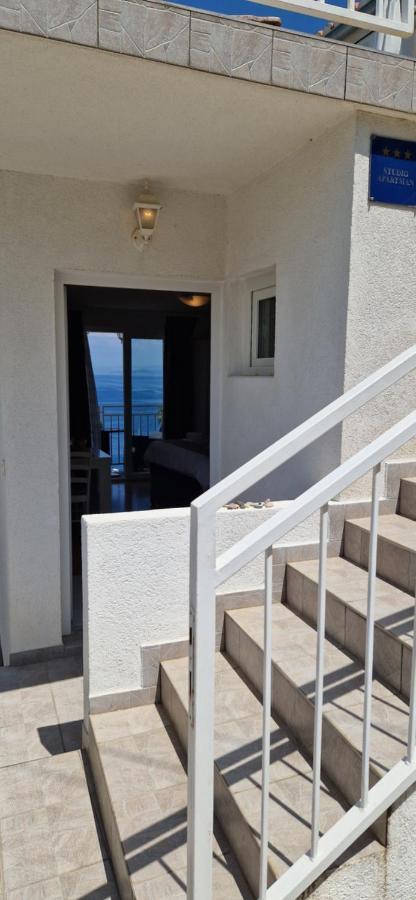 Apartmani Luan Vis Esterno foto