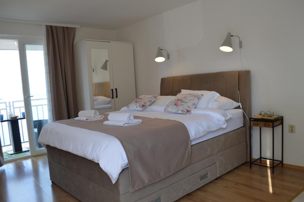 Apartmani Luan Vis Esterno foto