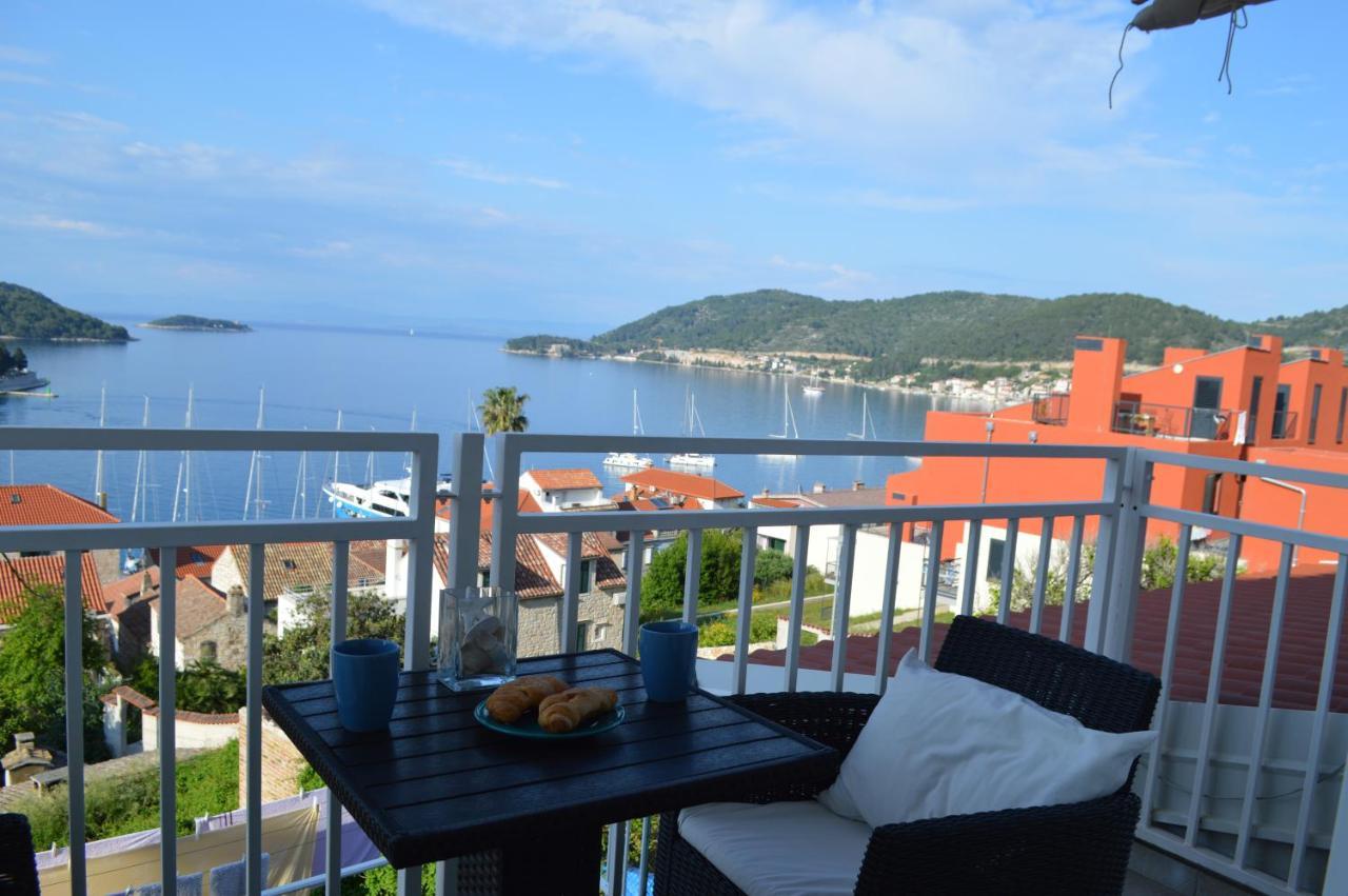 Apartmani Luan Vis Esterno foto