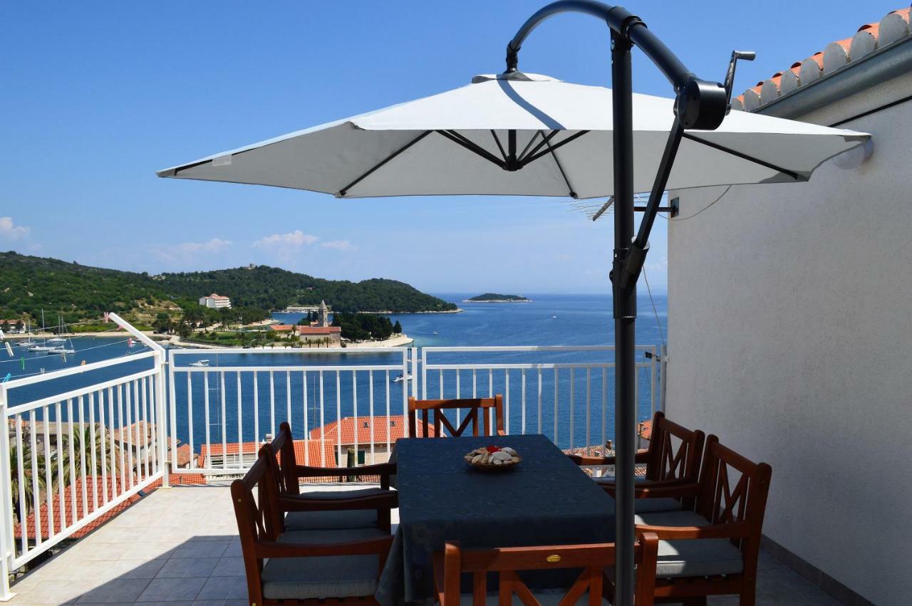 Apartmani Luan Vis Esterno foto